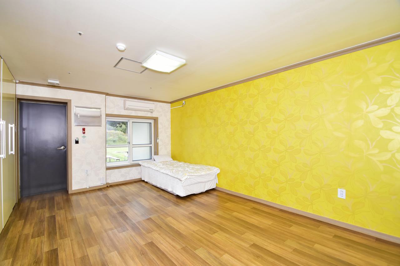 Sungbo Youth Hostel Mungyeong Экстерьер фото