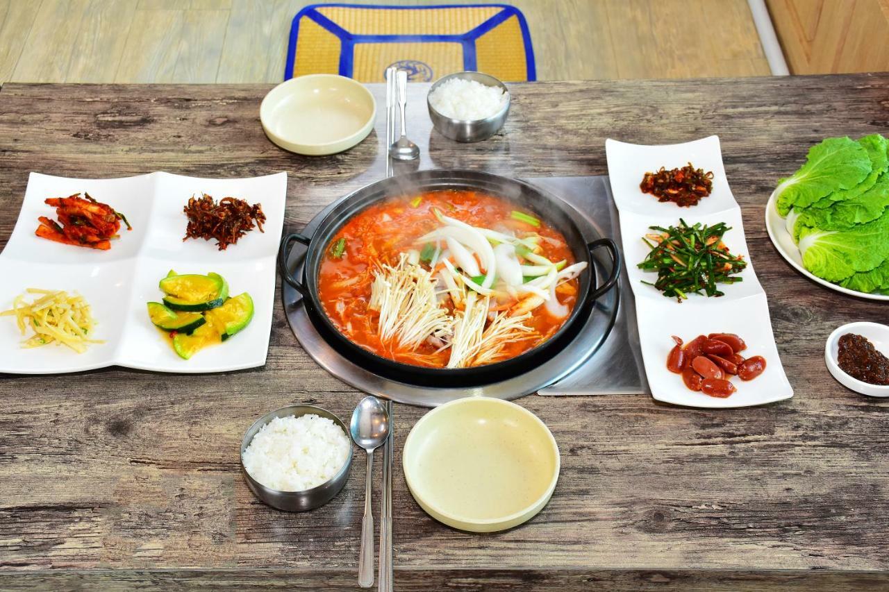 Sungbo Youth Hostel Mungyeong Экстерьер фото